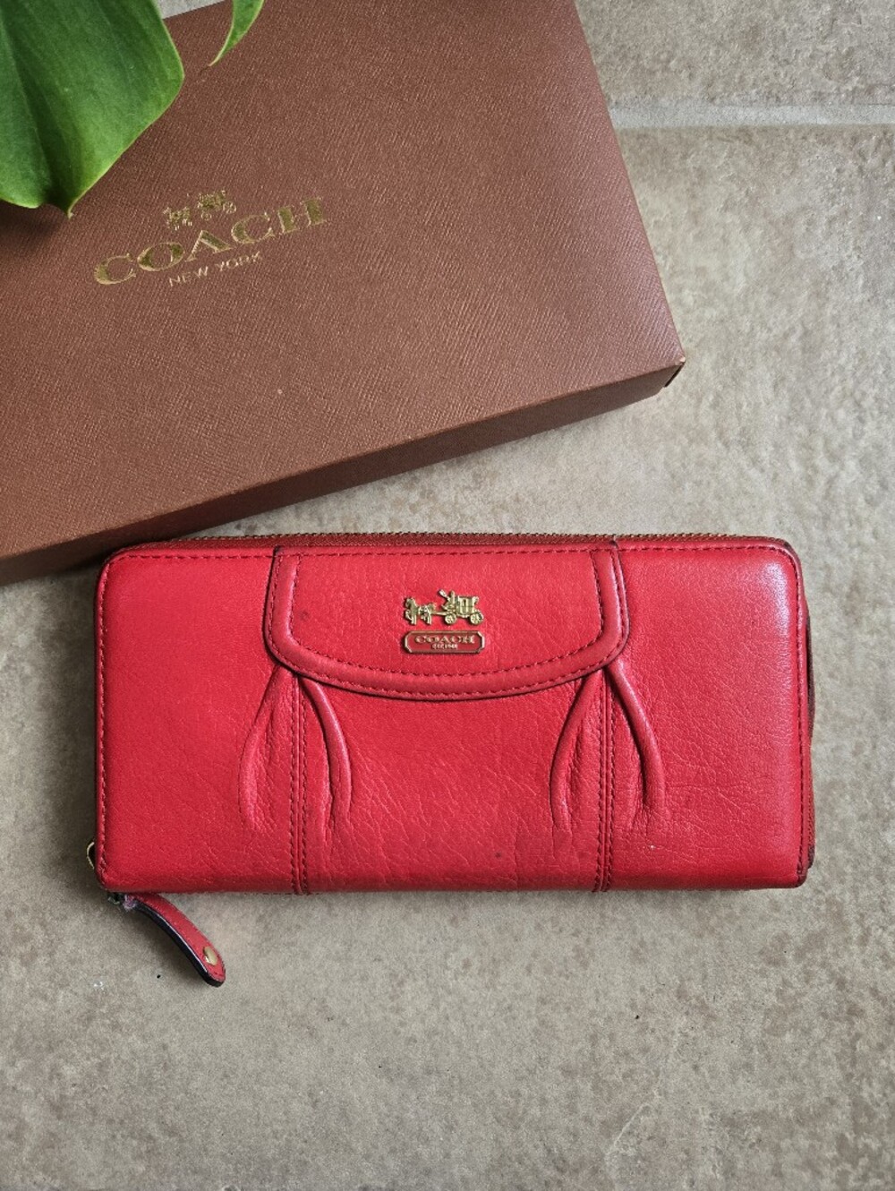COACH Madison Wallet - Red Leather Zip Wallet with Signature Logo
